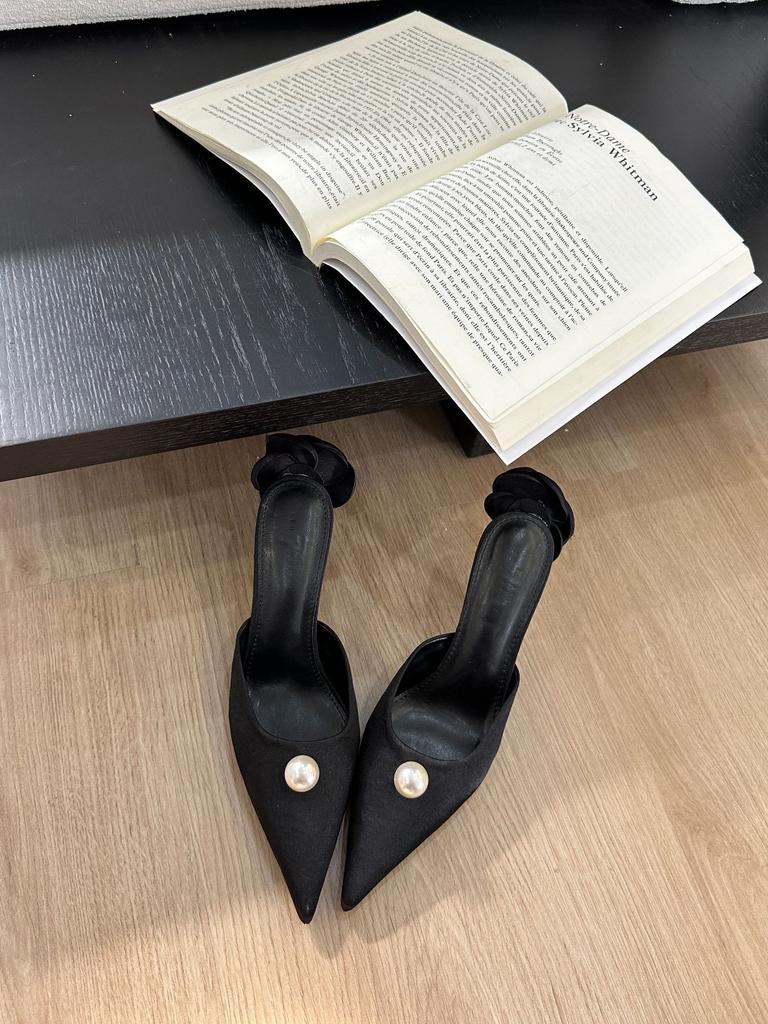 2025 spring and autumn new small fragrant wind fine heel hollow rhinestone pointed single shoes women's shoes work high heels women