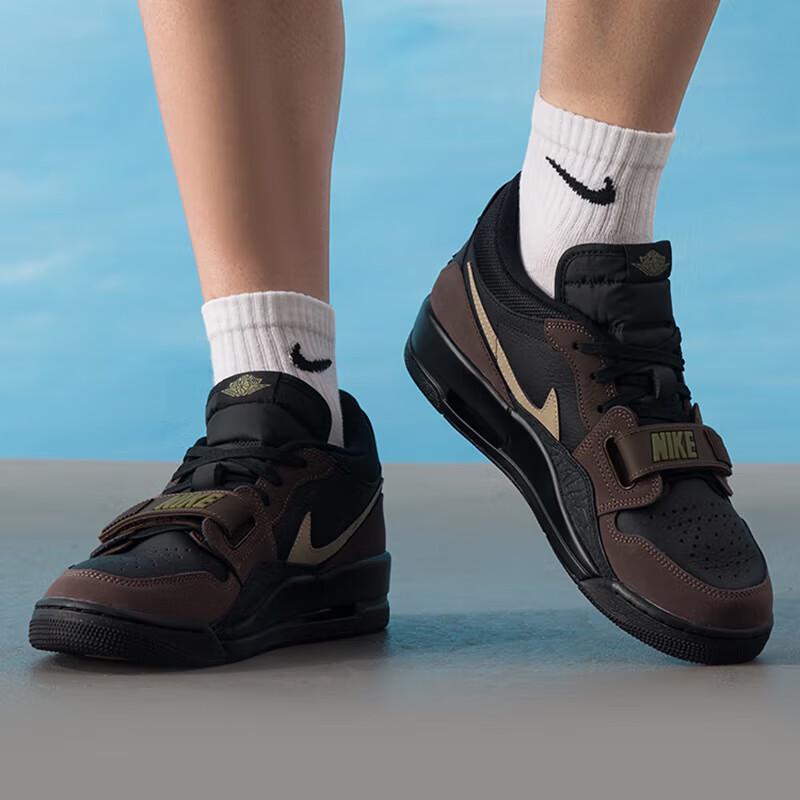 Jordan Legacy 312 Men s Retro Sneakers 42.5