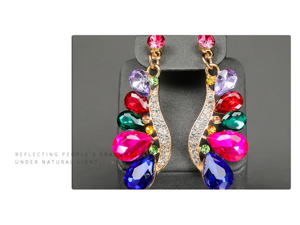 Luxury European & American Teardrop Gemstone Jewelry Set: Necklace and Earrings for Evening Banquets