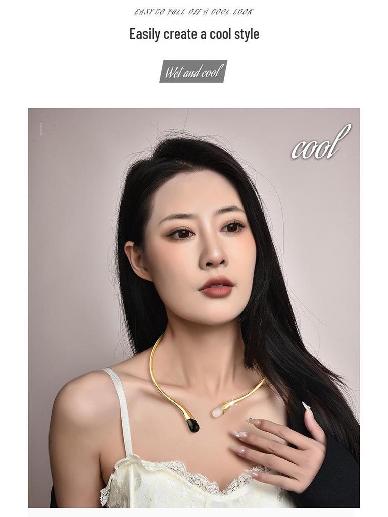 Natural Stone Teardrop Choker Necklace with 18k Gold Plating