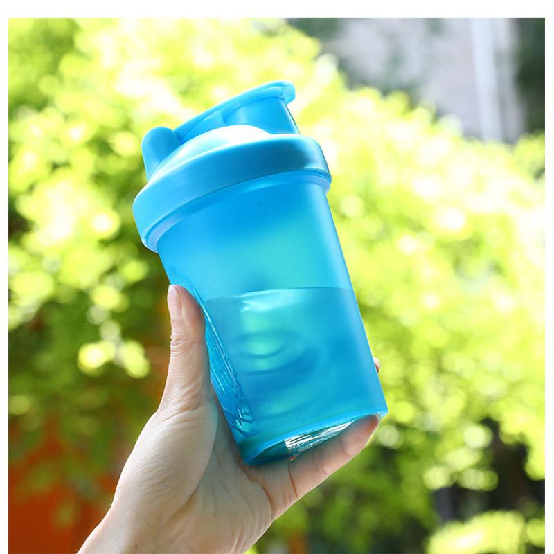 Protein Shake Shaker Cup with Leakproof Scale - Portable Handheld Mixer for Fitness & TikTok Influencers