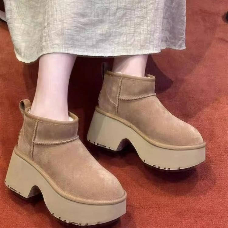 Thickened Snow Boots Women's 2025 New Thick-soled Cattle Anti-velvet Thickened and Fur Integrated Warm Cotton Shoes One Pedal