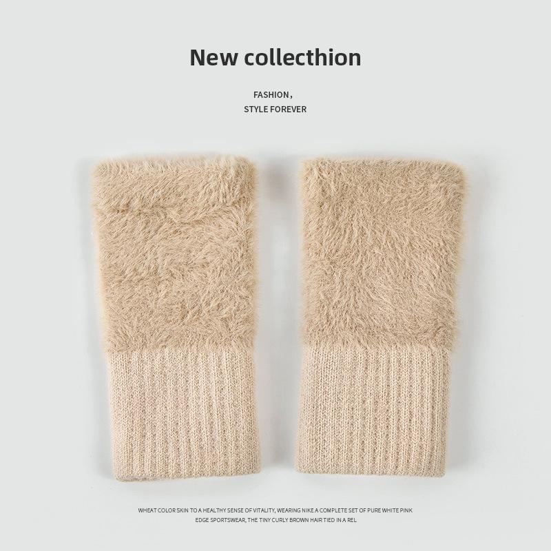 Plush Fingerless Knit Gloves – Warm, Versatile Winter Wear for Students and Office Use
