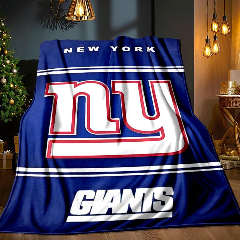 New York Giants Helmet Blanket Outdoor Flannel Blanket for Camping, Hiking, Garden Parties, Picnic Essentials,gift for family and friends