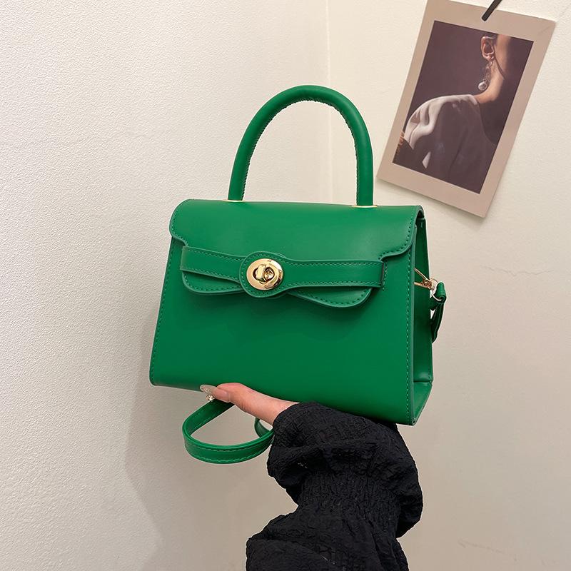 Korean Version of Fashion Handbag Bag Women's Bag 2025 New Simple Solid Color Small Square Bag Versatile Shoulder Messenger Bag