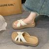 2025 new thick-bottomed beach slippers women's summer wear fashionable French high-end cool slippers with skirts