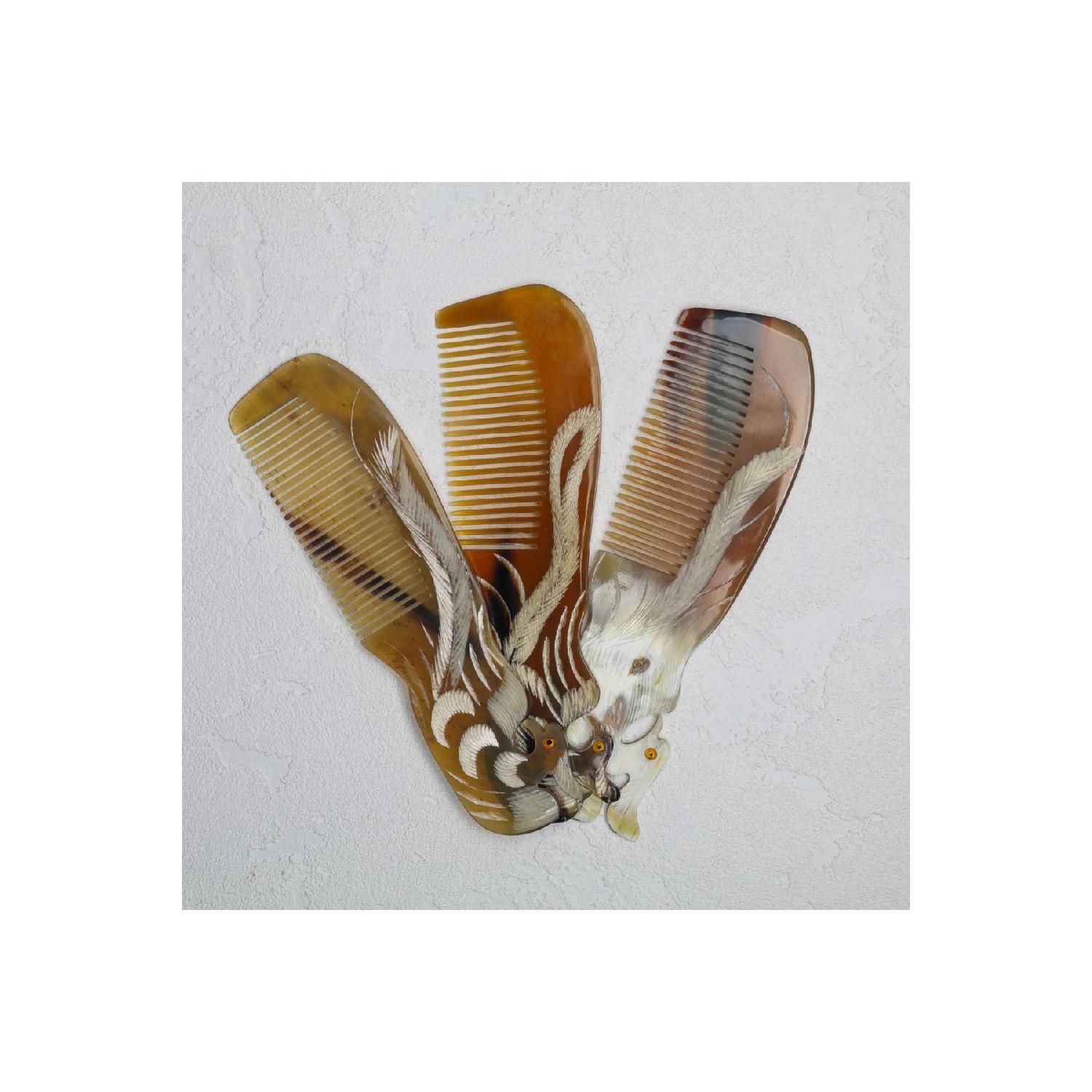 

Bone Comb Bird Patterned (with Handle) коричневий