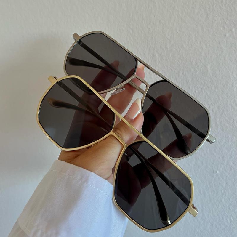 Pilot Shape Men's Sunglasses Double Bridge UV400 Protection Popular Sun Glasses Driving Hiking Sunglasses