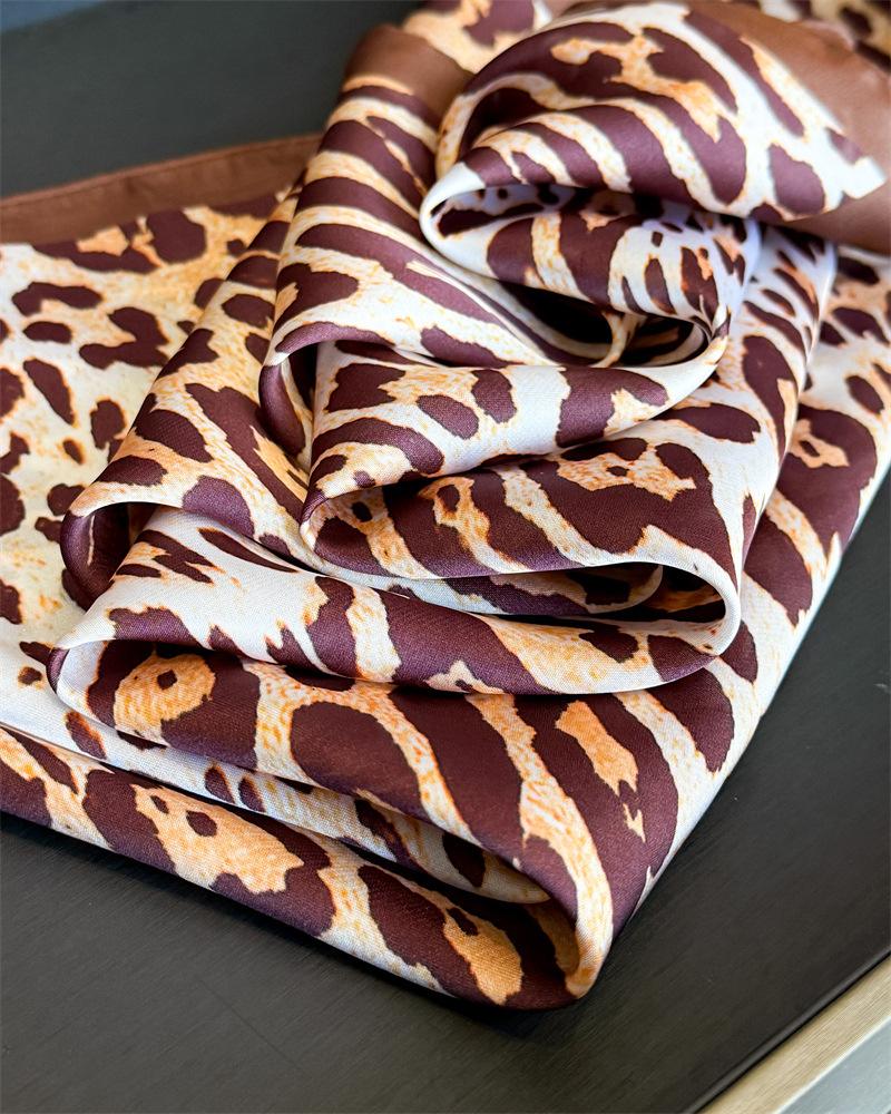 Leopard Print Polyester Scarf Women Fashion Sunscreen Neck Scarf