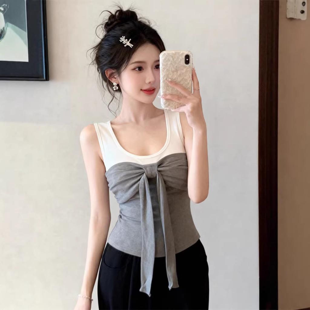 Summer contrasting colors, slim fit and thin inside, sleeveless top with chest pad, French bow lace-up, age-reducing suspender vest
