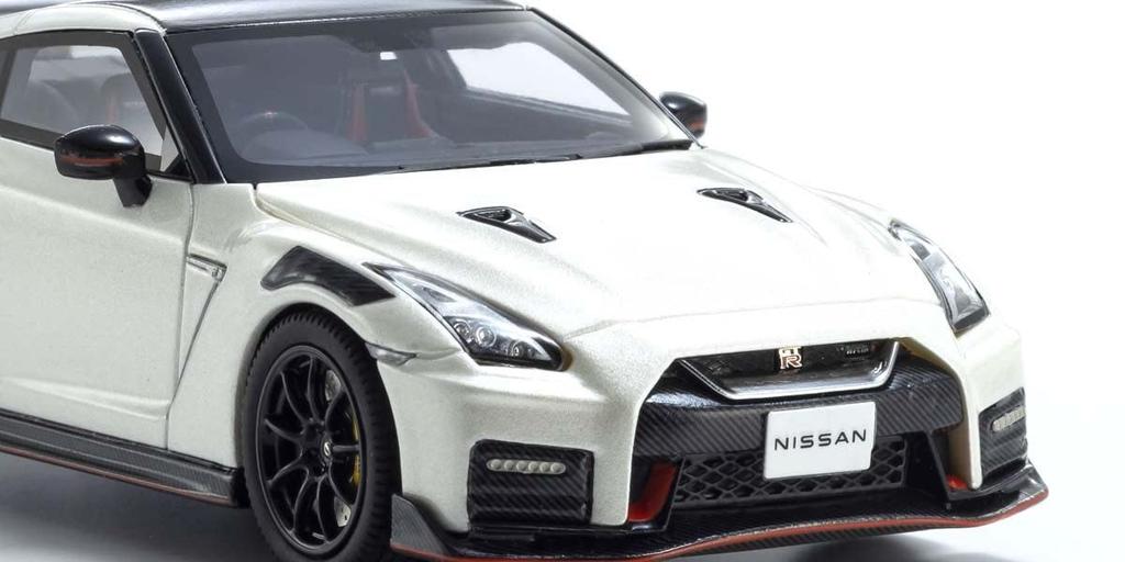 Kyosho Original Nissan NISMO 2022 White 1/43 GT-R (Finished Model)