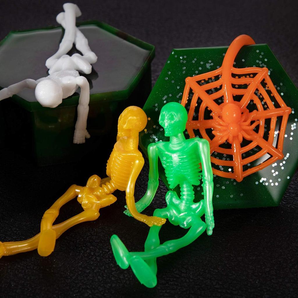 15 Bucăți Jucării Elastice de Halloween Mâini Lipicioase Pânze de Păianjen Schelete Recompense de Petrecere Pentru Copii Umpluturi pentru Pungi de Surprize de Halloween Premii la Jocuri