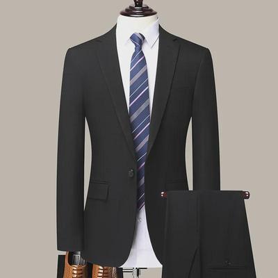 Abiti e blazer – Completi