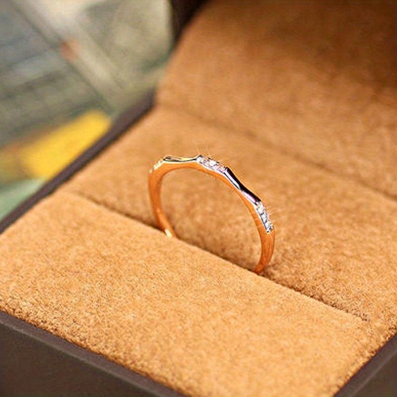 Slender curved ring, embellished with small diamonds, suitable for Independence Day, Thanksgiving, Christmas and other festivals, simple and exquisite