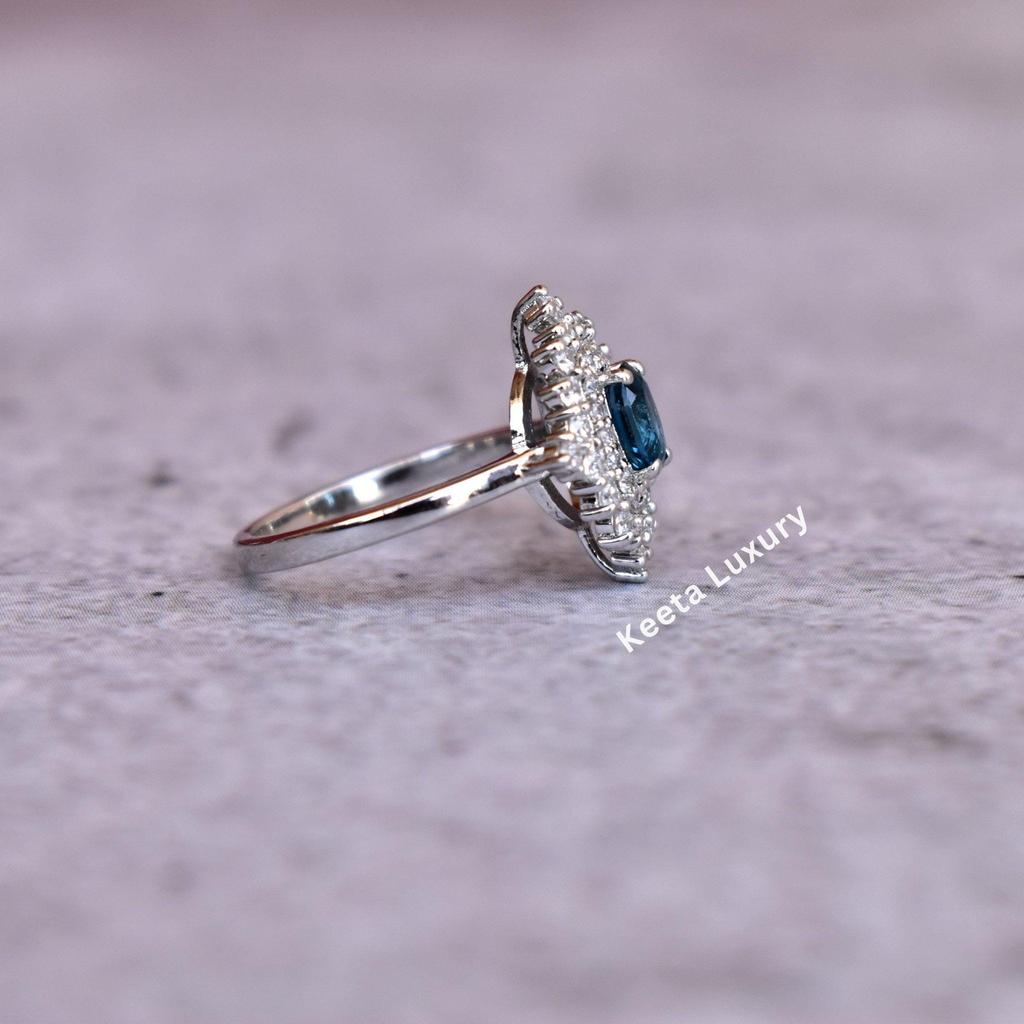 Dainty London blue topaz Oval cut ring, blue topaz minimalist ring, blue gemstone, Gold wedding nd engagement ring, anniversary gift for her
