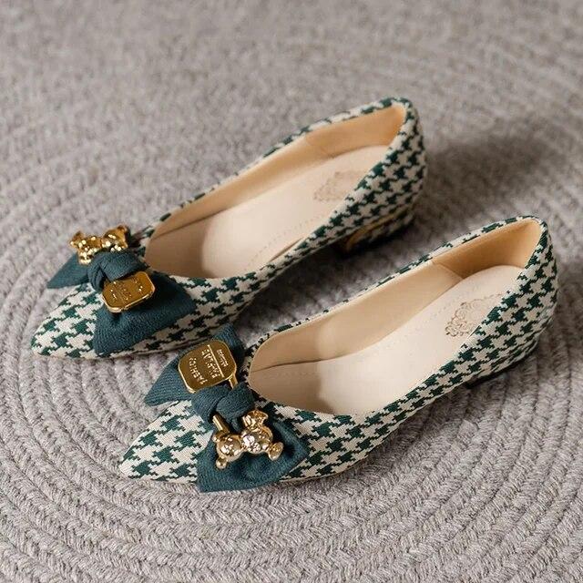 

Женская обувь на мелкой подошве с заклепками и острым носком, Zapatos De Mujer, весенне-осенние лоферы из искусственной кожи, базовые повседневные без шнуровки на плоской подошве 40 зелёный