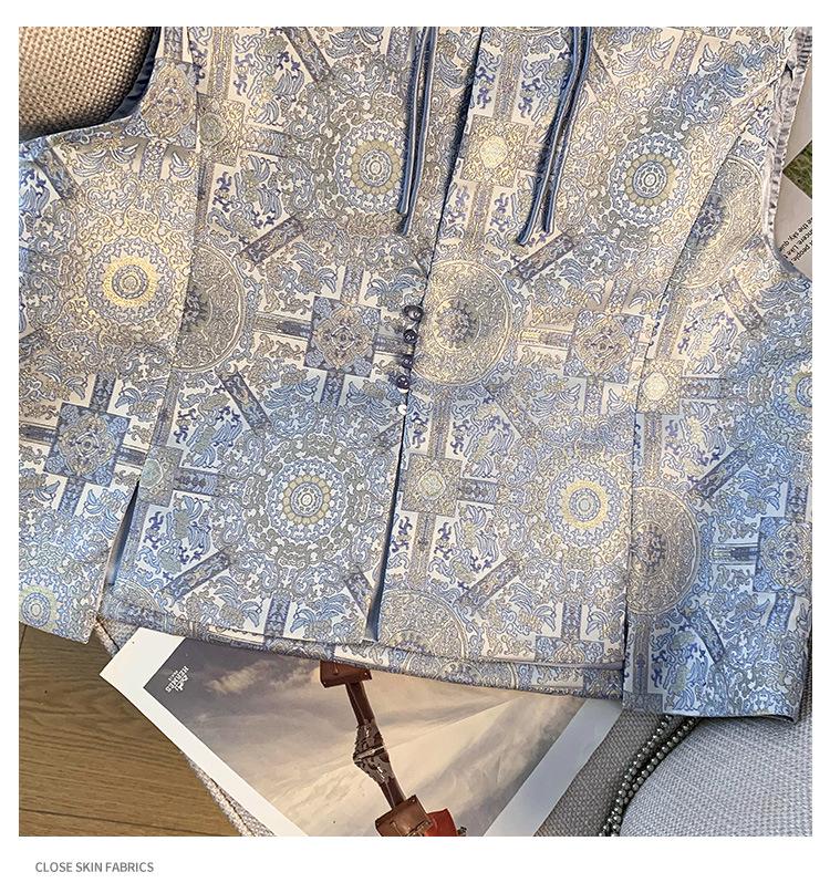 Women's Ethnic Style Jacquard Embroidery Button Collar Vest