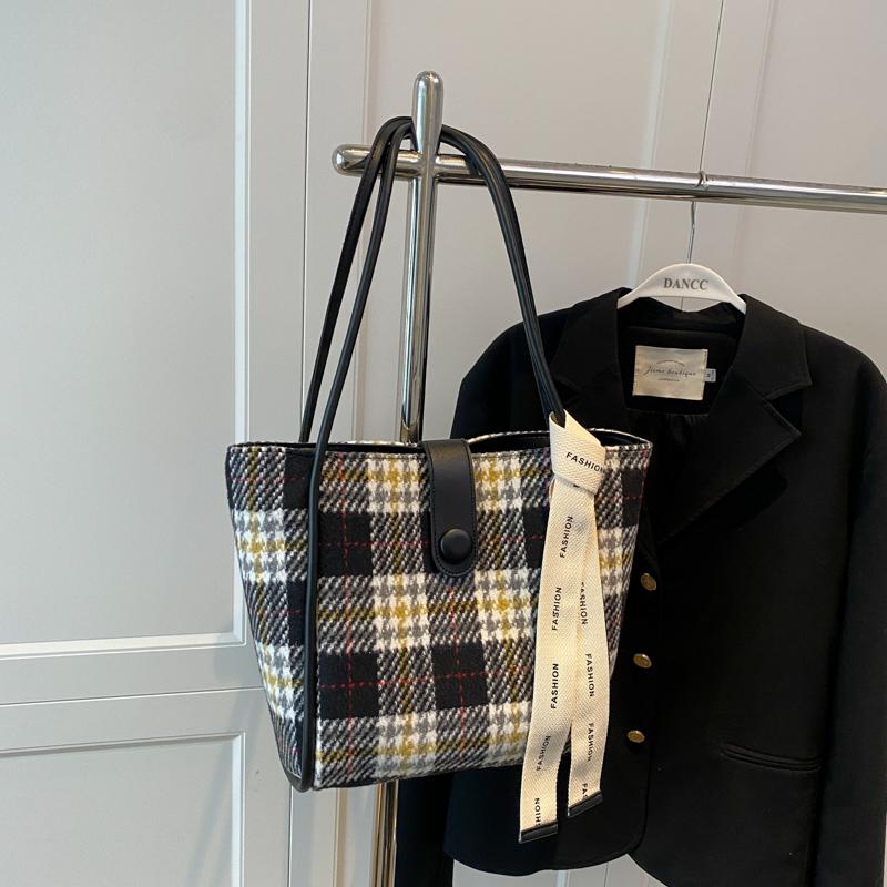 Fashion Handbag For Women Spring/Summer  New Polyester Commuting Shoulder Bag Vintage Ribbon Large Capacity Shopping Bag