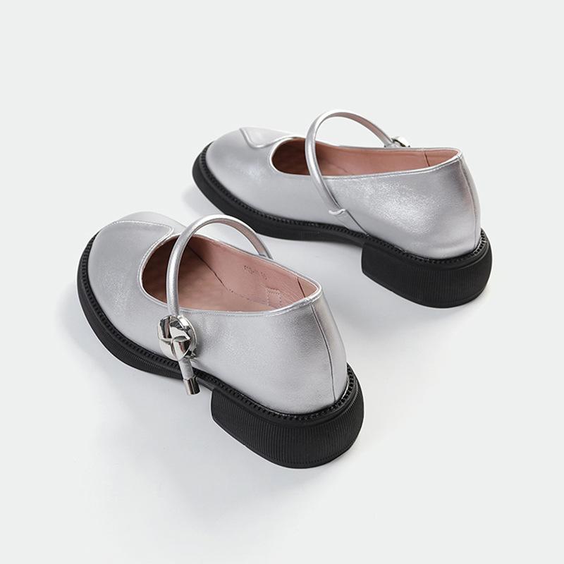 Small Inner Height Increase 3233 Small Size 2025 New One-word Buckle French Mary Jane Small Leather Shoes Women's Silver Single Shoes