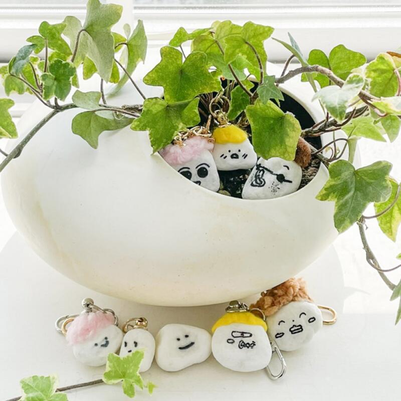 Pet Stone Companion Stone Pet Stone Keychain Amazing Small Pet Stone 2. Gold ring