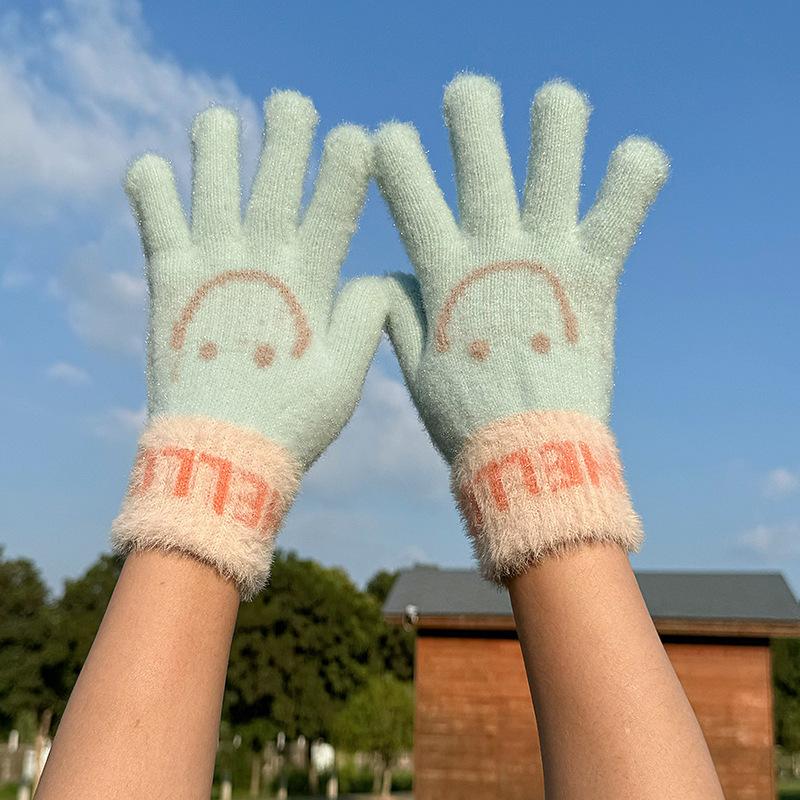 Plush Smiling Face Gloves for Women In Winter Warm and Plush Cute Five Fingered Students Riding Bicycles To Protect Against Cold Wind