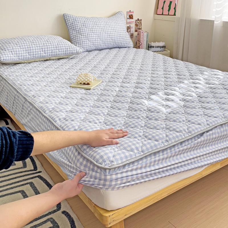 Cloud Cotton Skin-Friendly Thickened Fitted Sheet: Solid Color, Pure Cotton, Non-Slip, Machine Washable.