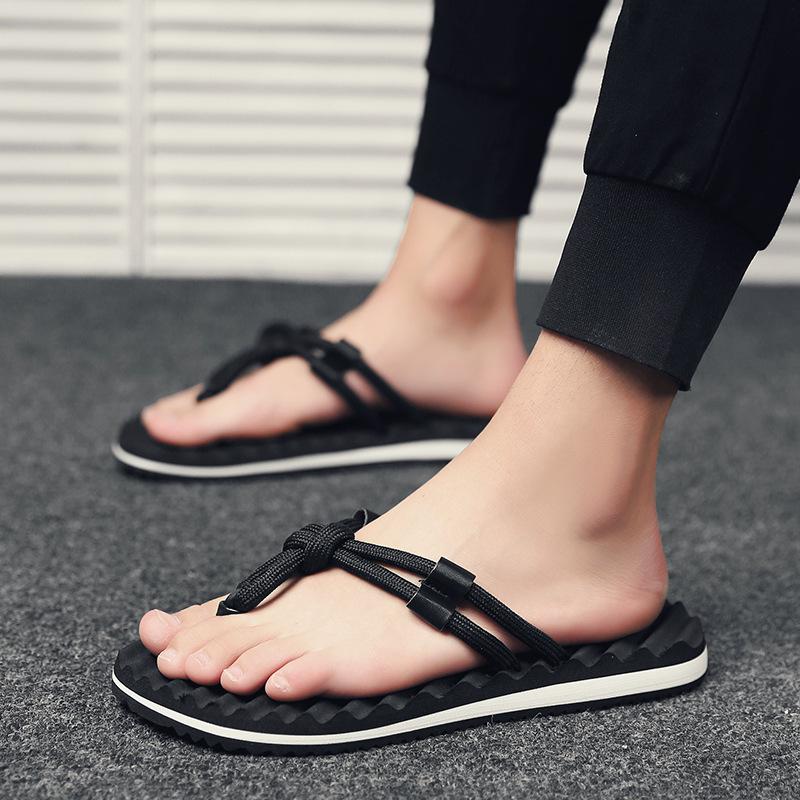 Flip-flops men's summer trend new outdoor casual outer wear pinch feet beach non-slip wear-resistant cool slippers men