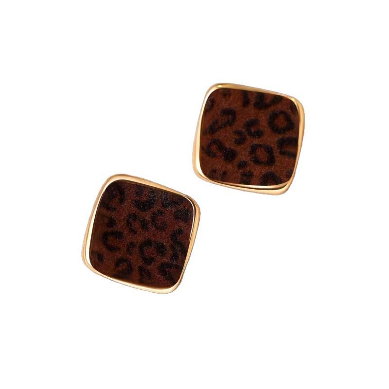 European and American Atmosphere, Fashion Flocking Leopard Print Stud Earrings, Simple Personality, Versatile Earrings, High-end Trend Earrings