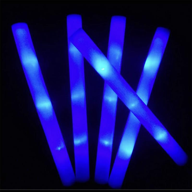 12/15/30/60 Stuks Glow Sticks Grootverpakking Kleurrijke RGB LED Glow Schuimstok Cheer Buizen Donker Licht voor Kerst Verjaardag Bruiloft Feestartikelen