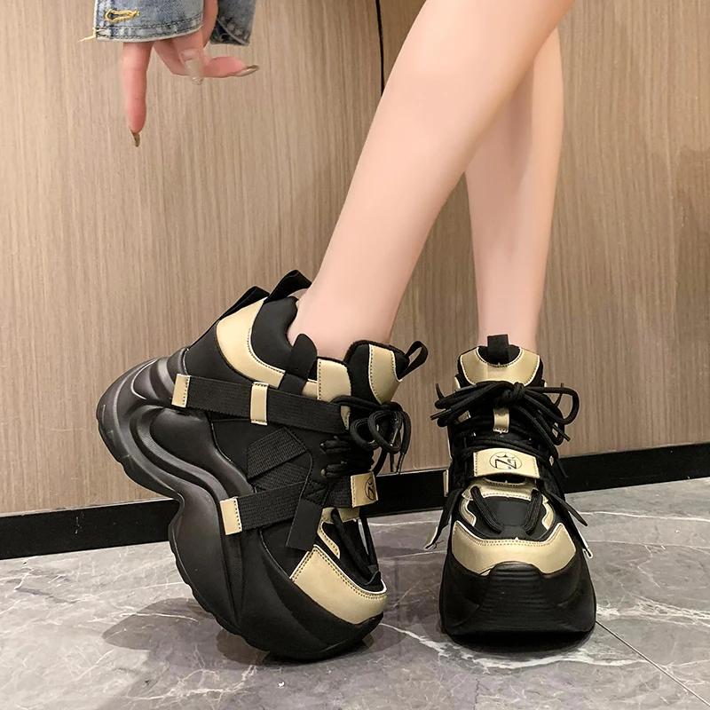 Fashion Winter Women Chunky Warm Sneakers Leather Casual Shoes 10CM Wedge Heels Platform Boots Chaussures Femme Plush Dad Sneaker