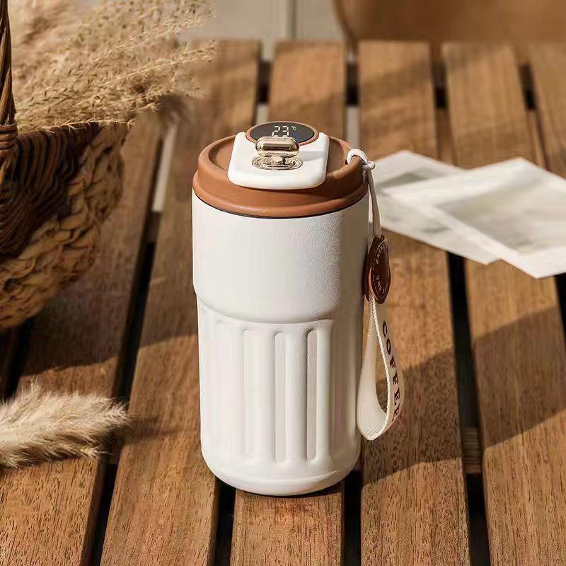 

316 Stainless Steel Insulated Coffee Mug with Temperature Display - Portable for Office, Students, and Milk Tea 450ml