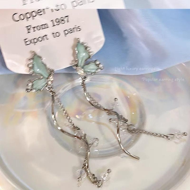 Earring for Women, Light Luxury, Niche, High-end, Stylish Design Earrings for Women, Versatile Long Dangling Earrings