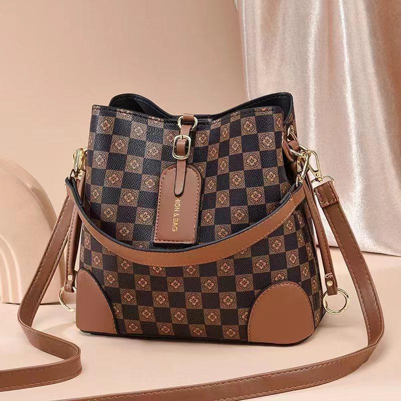 Hot-selling New Exquisite Women's Bags, Plaid Bucket Bags, Large-capacity Shoulder Bags, Messenger Bags.