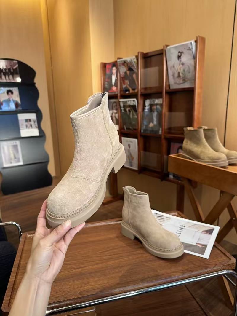 

Женские короткие ботинки осень и зима новые с внутренней высотой на танкетке термо бархатные хлопковые туфли универсальные кожаные матовые ботинки Мартин 39