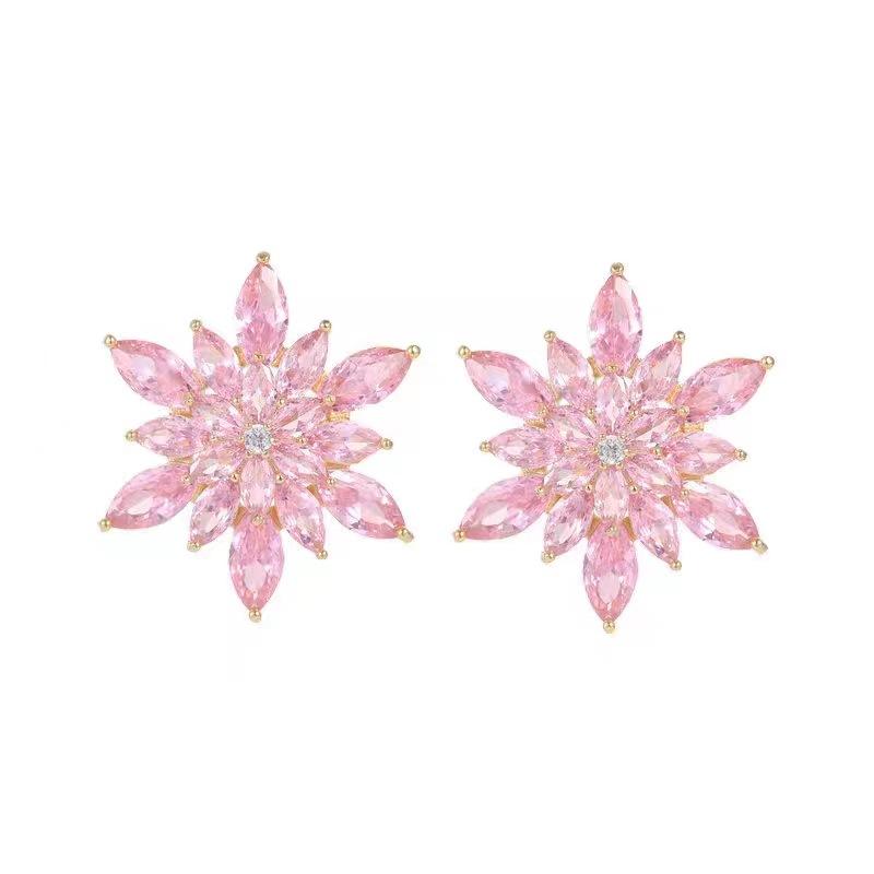Boucles d'oreilles en cristal de super fée, entièrement en diamant, boucles d'oreilles exquises et polyvalentes, déesse du tempérament, personnalité, luxe léger