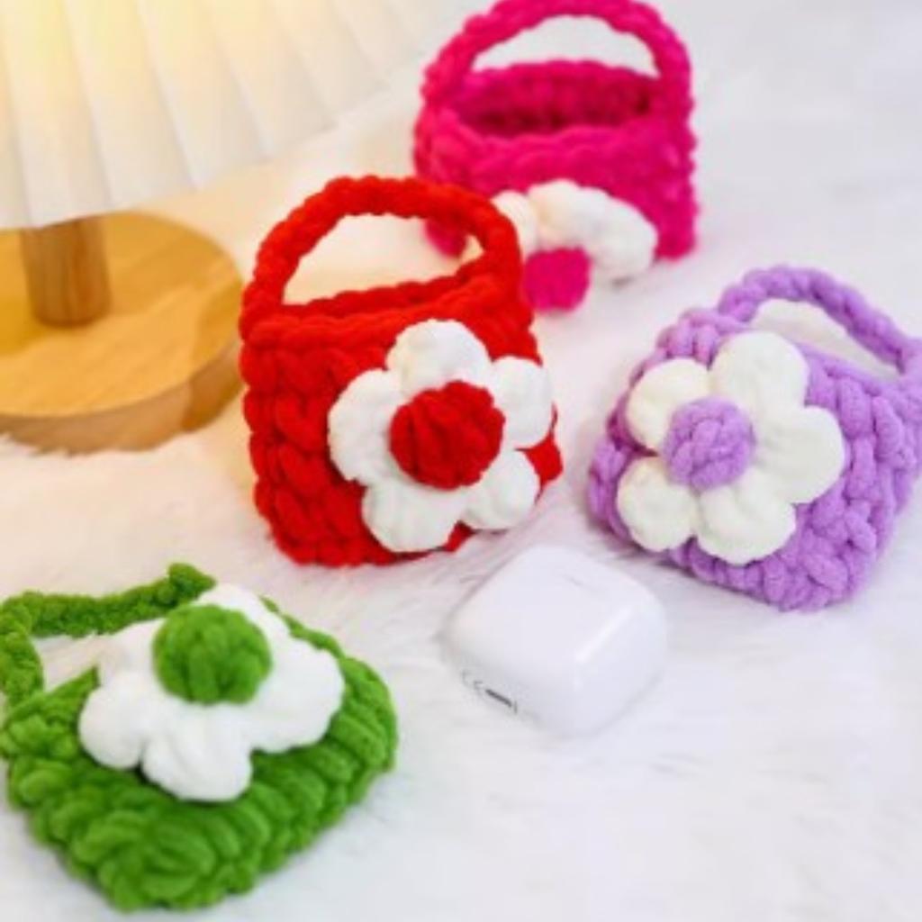 Mini virkad handväska Söt stickad påse Hörlursväska Stickade fodral Handgjorda hörlurslådor Bärbara stickade headsetfodral Hållare