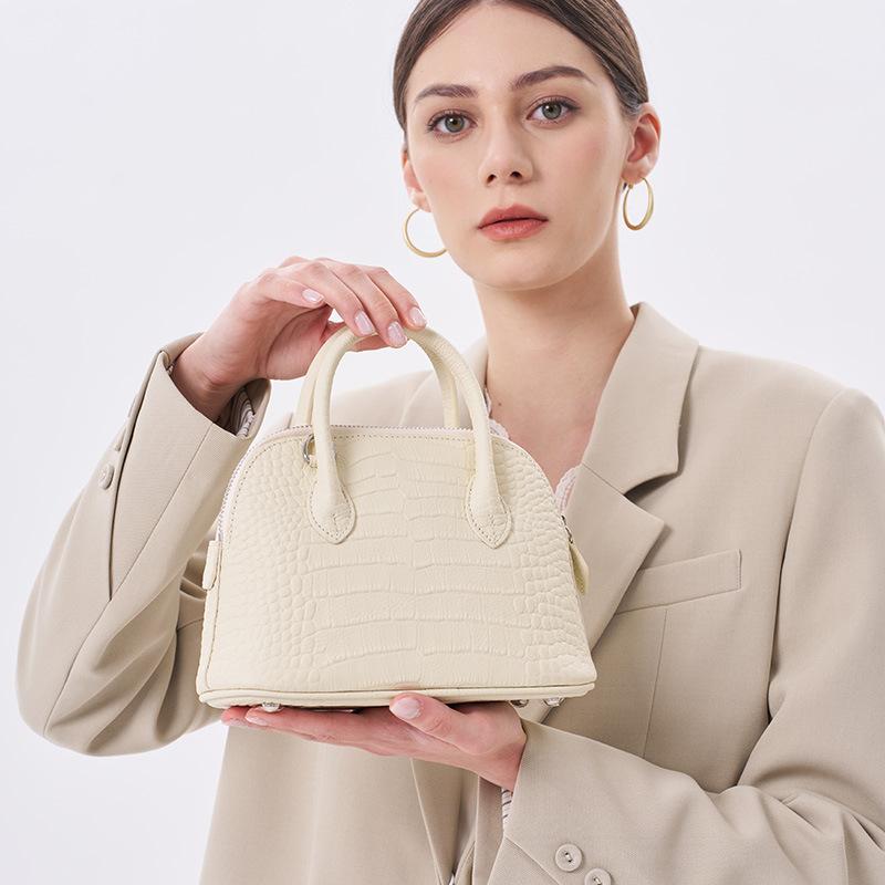 Crocodile Pattern Shell Bag First Layer Cowhide Handbag Large Capacity Commuter Leather Women's Bag Shoulder Messenger Bowling Bag