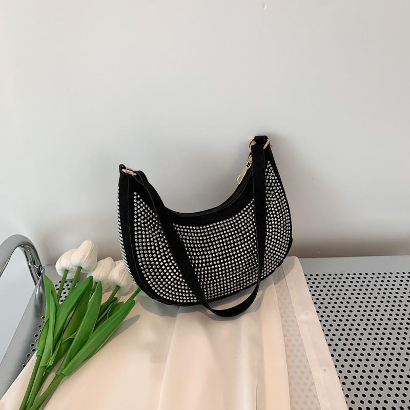 

Fashionable Women s Casual Shoulder Bag With Chic Rhinestone Design Perfect For Daily Use срібний
