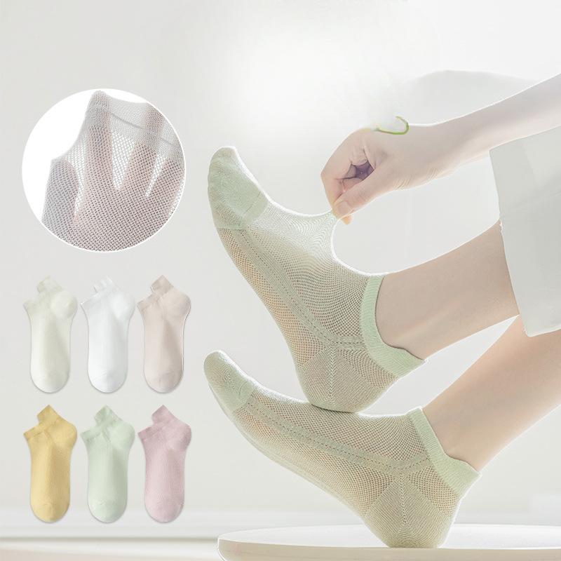 Women's Summer Thin Style Wicking Sweat Shallow Mouth Mesh Breathable Invisible Non Slip Heel Socks