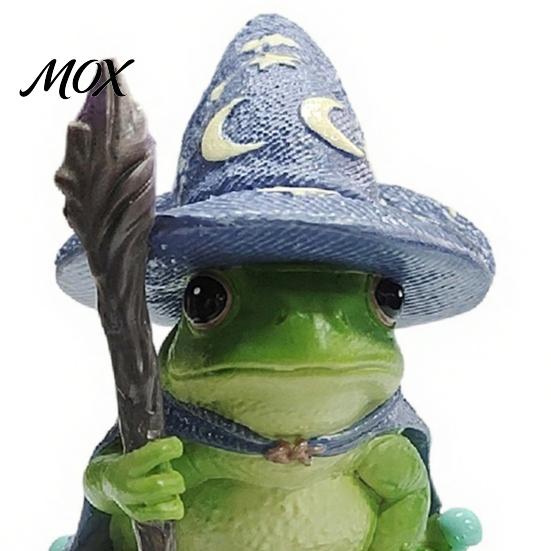 Detailed Star Moon Spider Figure Witch Frog Ornaments, Resin Magic Wizard Figurine, Micro-landscape Miniature Decorative Halloween Room Accent Statue