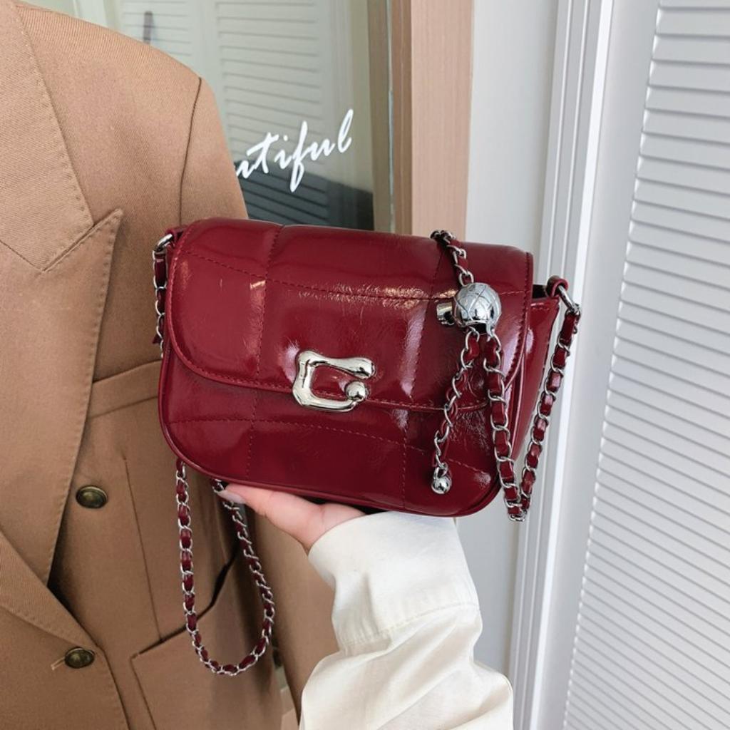 Xeie Thuk Crossbody Bag Women PU Chain Strap Flap Lock Daily
