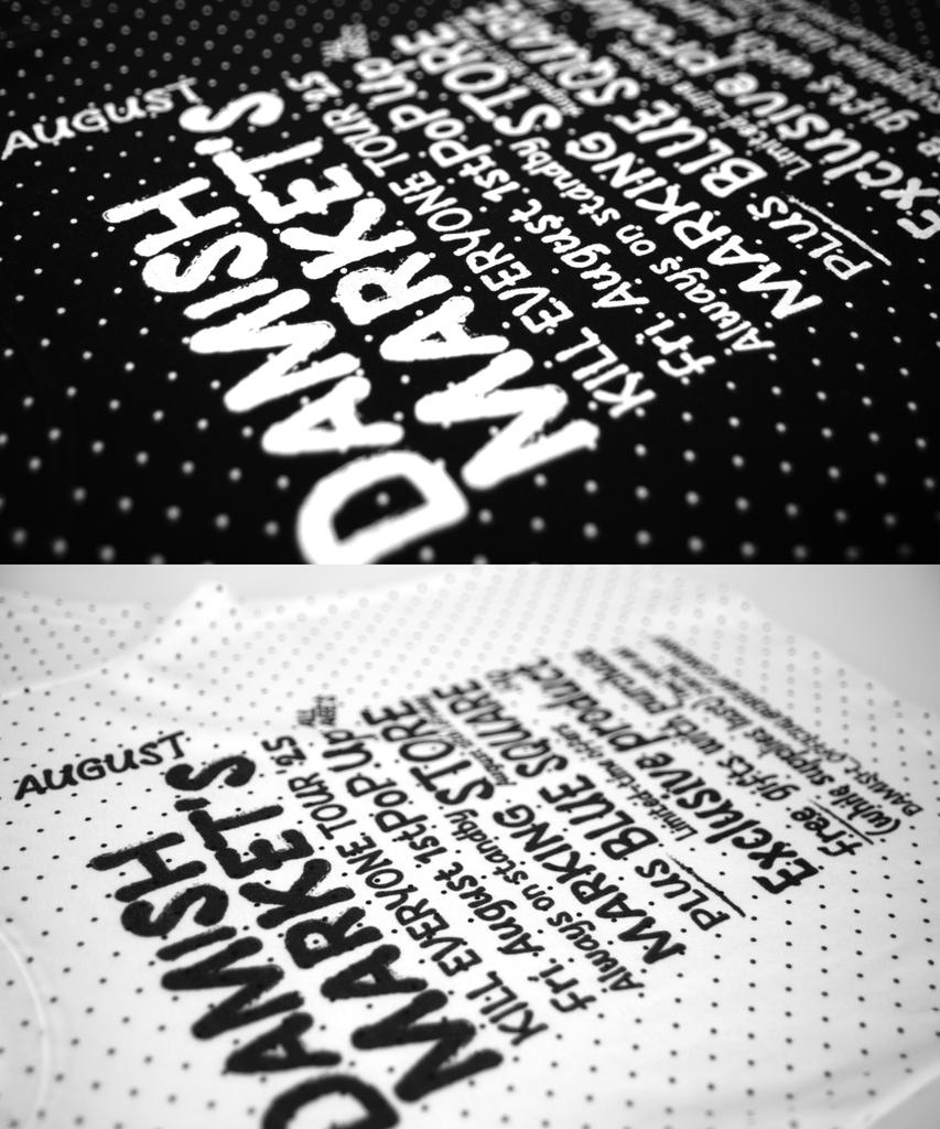 Damiswi Markets Dot Graphic T-Shirt_Black