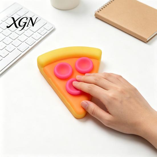 Handheld Fidget Toy Pizza Piece Squeeze Stress Relief Mini Sensory Pinch Home Office Worker Soft Stretchy Simulation Food
