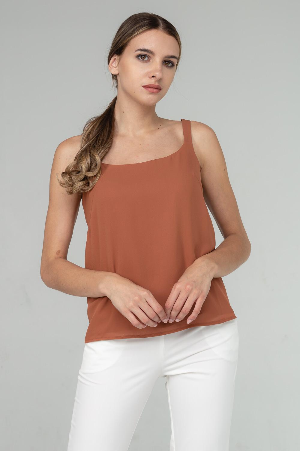 

Легкий базовий топ із натуральної тканини різні кольори 38 коричневий