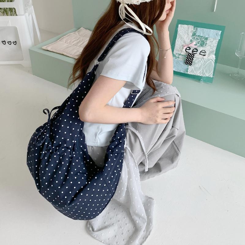Gepunktete Damen-Umhängetasche Große Kapazität Ultraleichte Canvas-Umhängetasche Stylische Knödeltasche Mit Plissiertem Reißverschluss-Design