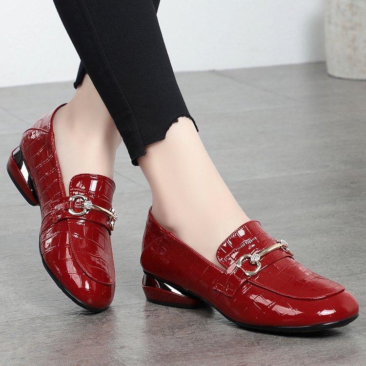 Spring square head thick heel single shoes new spring and autumn comfortable British style small leather shoes medium heel patent leather