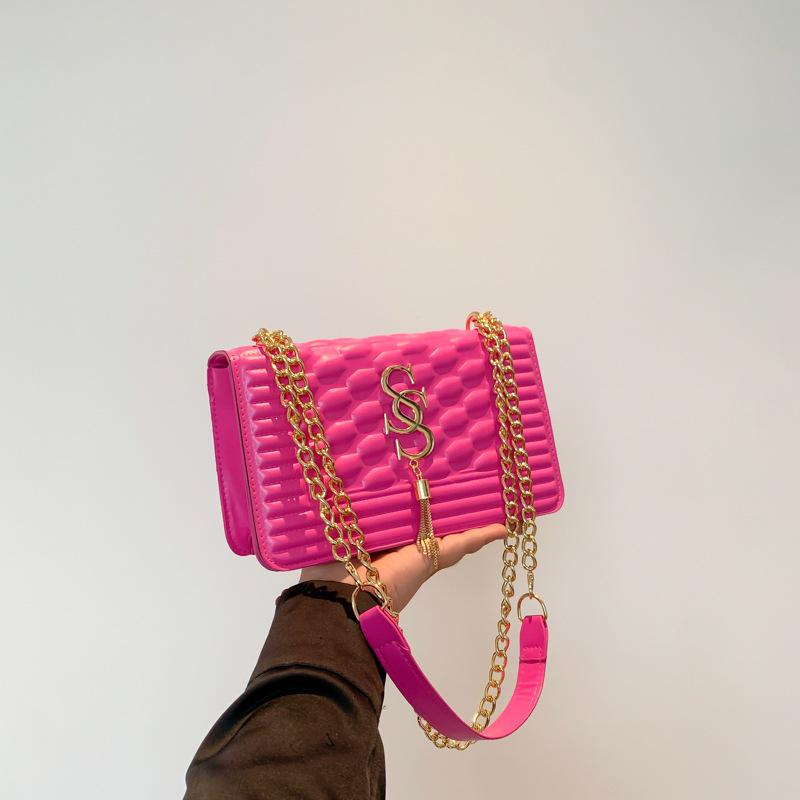 Popular Indentation Fashionable Textured Bag for Women's Bag Summer New Chain Simple Solid Color One-shoulder Crossbody Small Square Bag