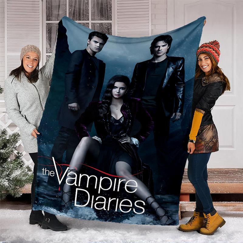 1 Stück The Vampire Diaries 4 Thema Weiche Flanell-Kuscheldecke - Digitaldruck, Polyester, Gemütlich für alle Jahreszeiten, Perfekt für draußen und Reisen