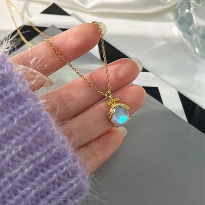 Titanium Steel Moon Stone Necklace Aurora Bee Micro-Inlaid Necklace Female Clavicle Chain