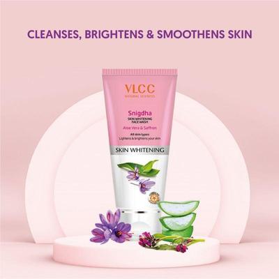 Vlcc Snigdha Skin Whitening Face Wash 100g
